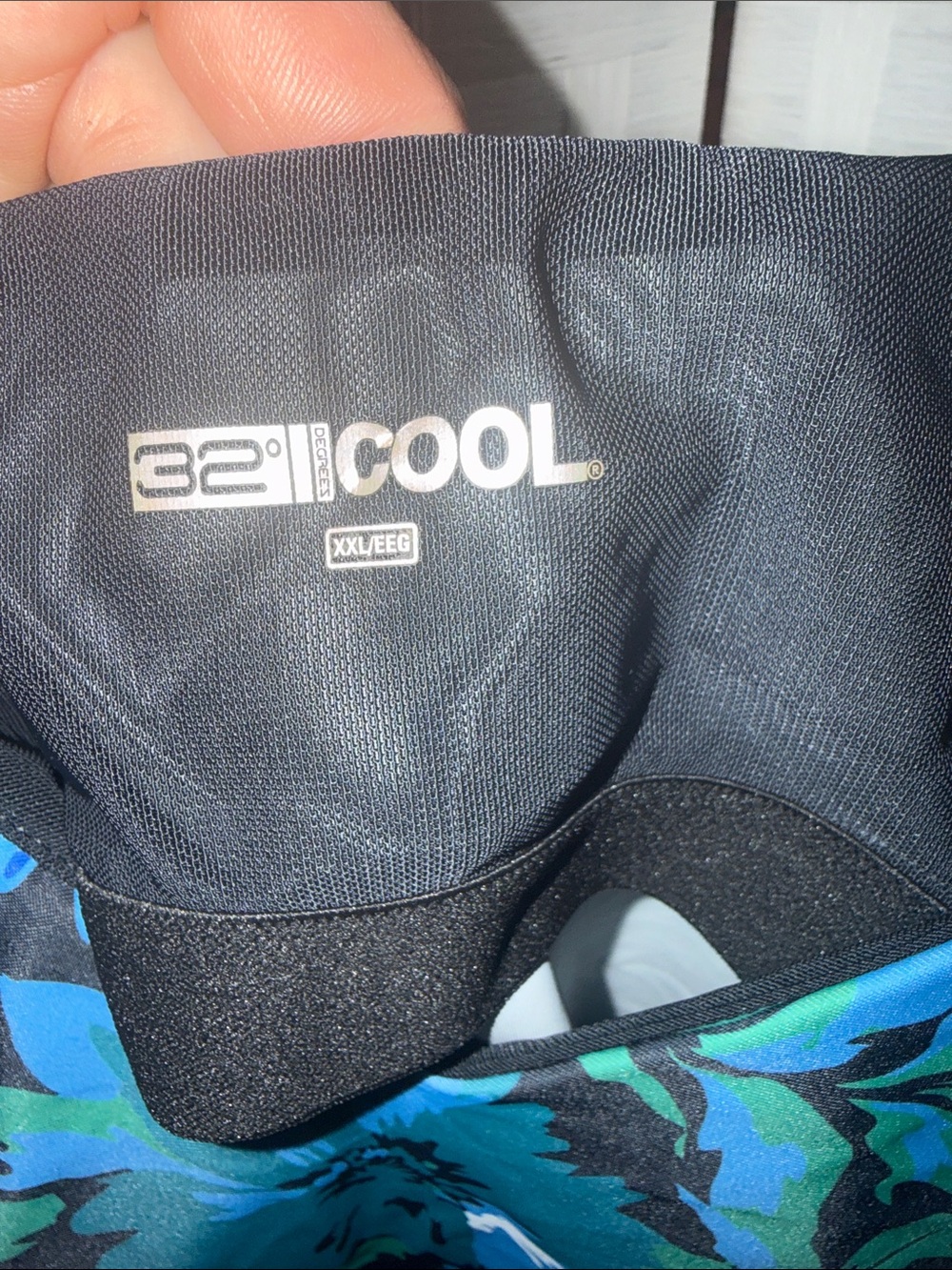 32 degrees Blue & Teal Floral swim tank - Picture 5 of 6